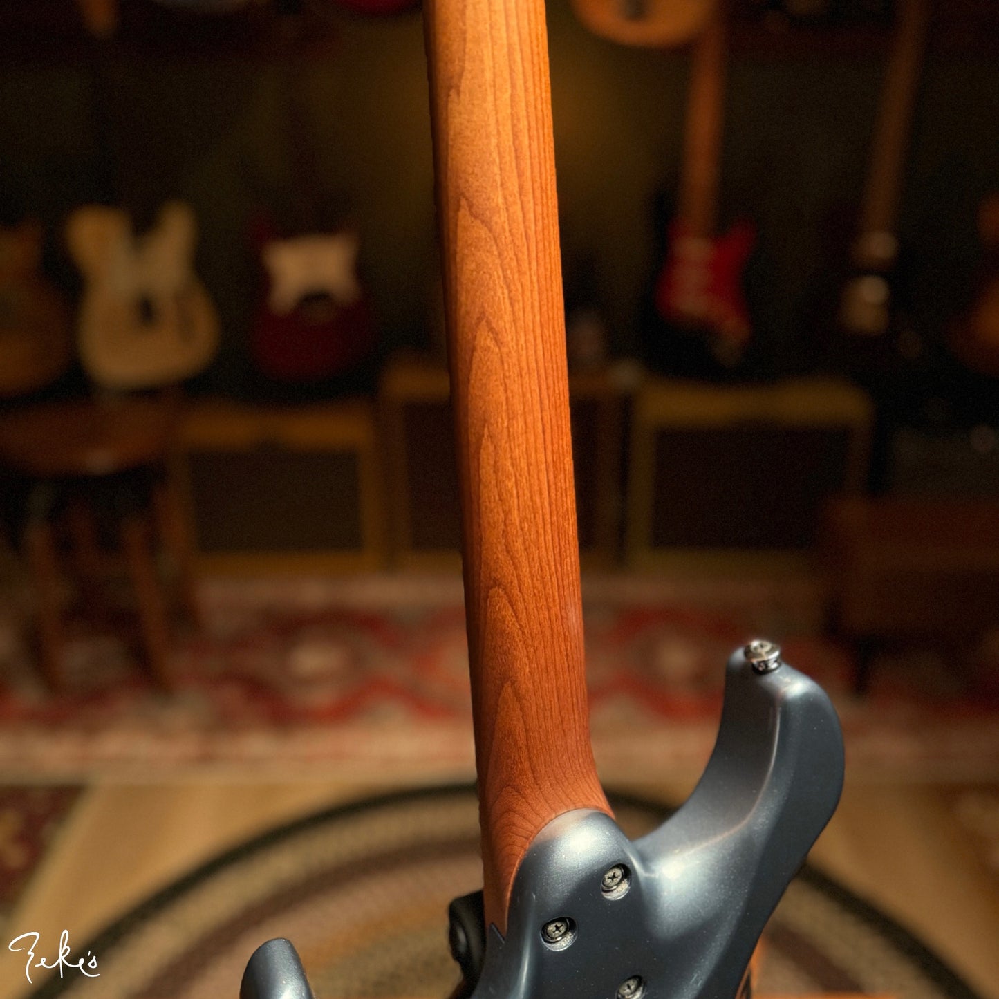 Ibanez Prestige AZ 2204