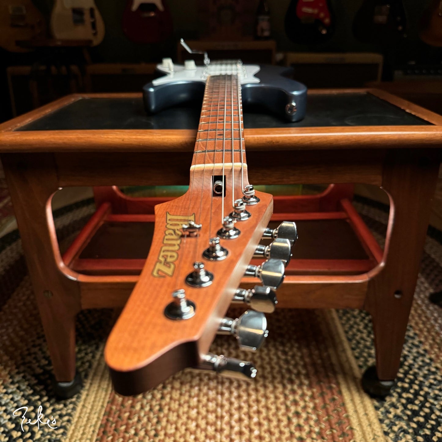 Ibanez Prestige AZ 2204