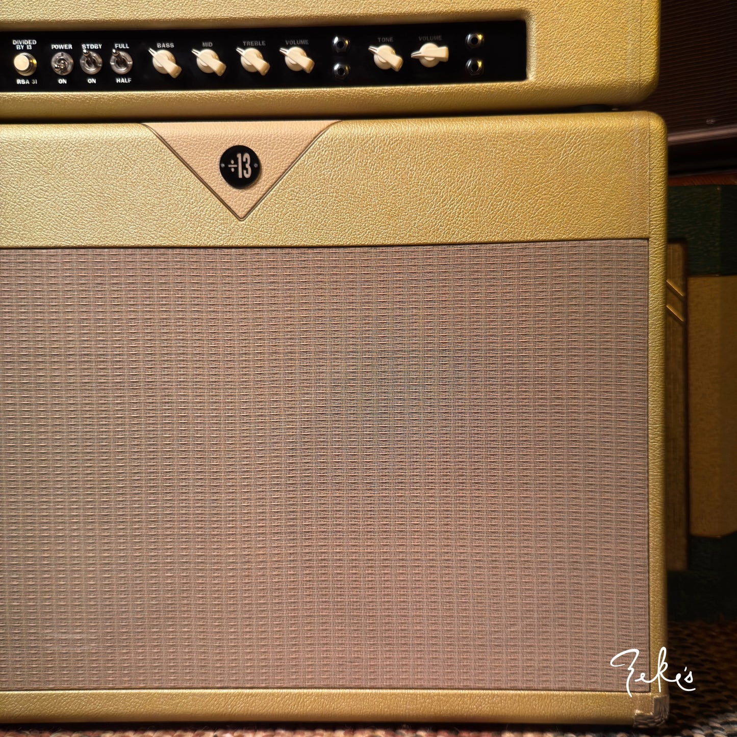 2005 Divided by 13 RSA 31 w/2x12 Cabinet in Gold