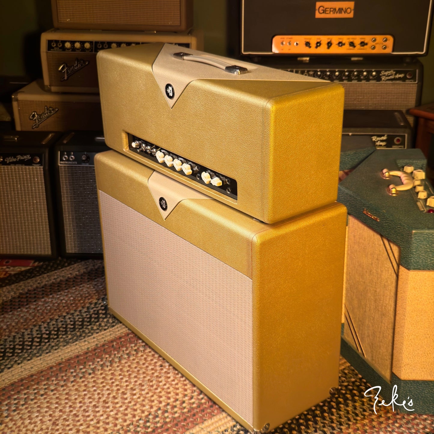 2005 Divided by 13 RSA 31 w/2x12 Cabinet in Gold