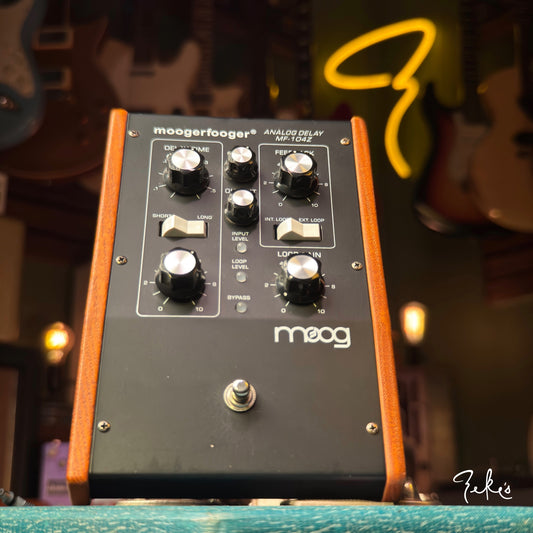 Moog moogerfooger Analog Delay MF-104Z