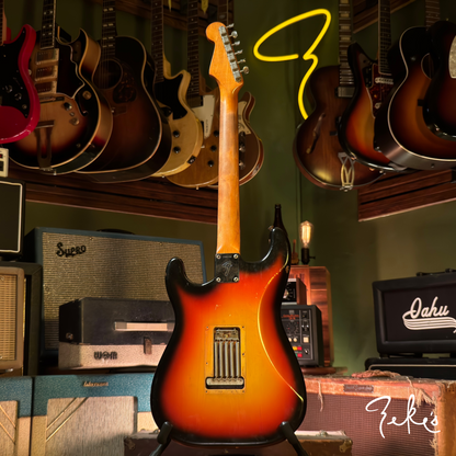 1965 Fender Stratocaster Sunburst