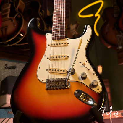 1965 Fender Stratocaster Sunburst