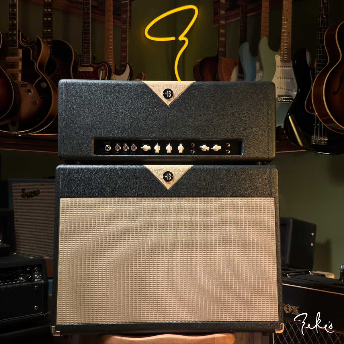 2006 Divided by 13 FTR 37 w/2x12 Cabinet